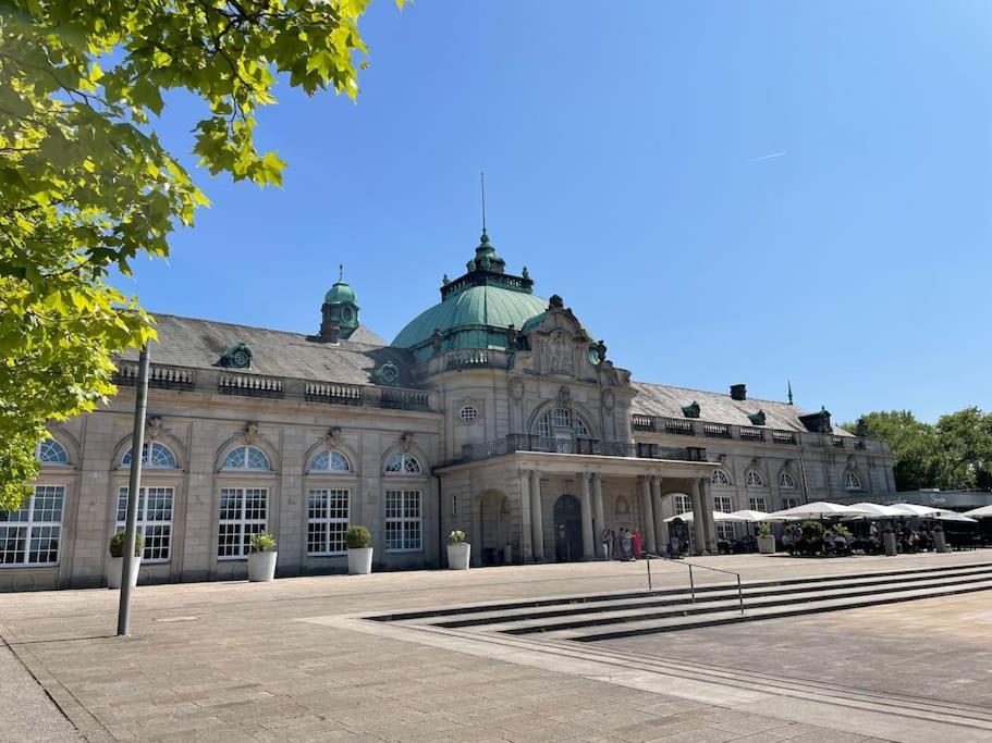 Stadt-Oase - Kostenlos Parken, Ruhig, Kliniken, Gop, Bali-Therme, Boxspringbett Bad Oeynhausen Eksteriør billede